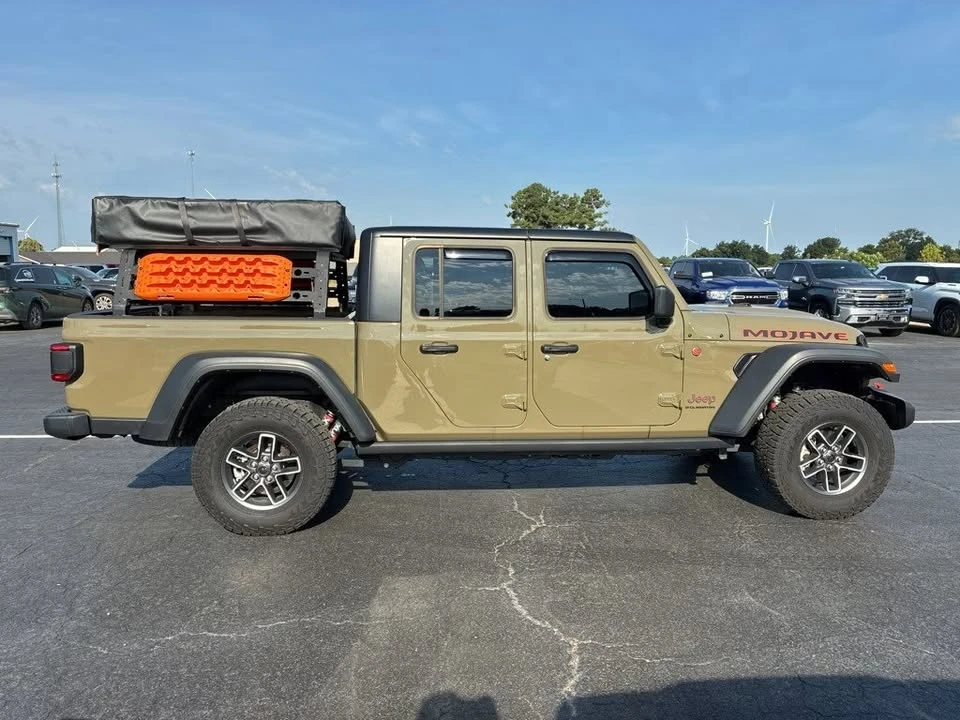 2025 Jeep JT Gladiator - Image 4 of 20