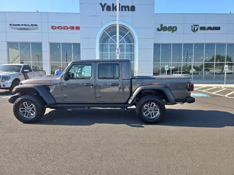 2025 Jeep Gladiator Mojave