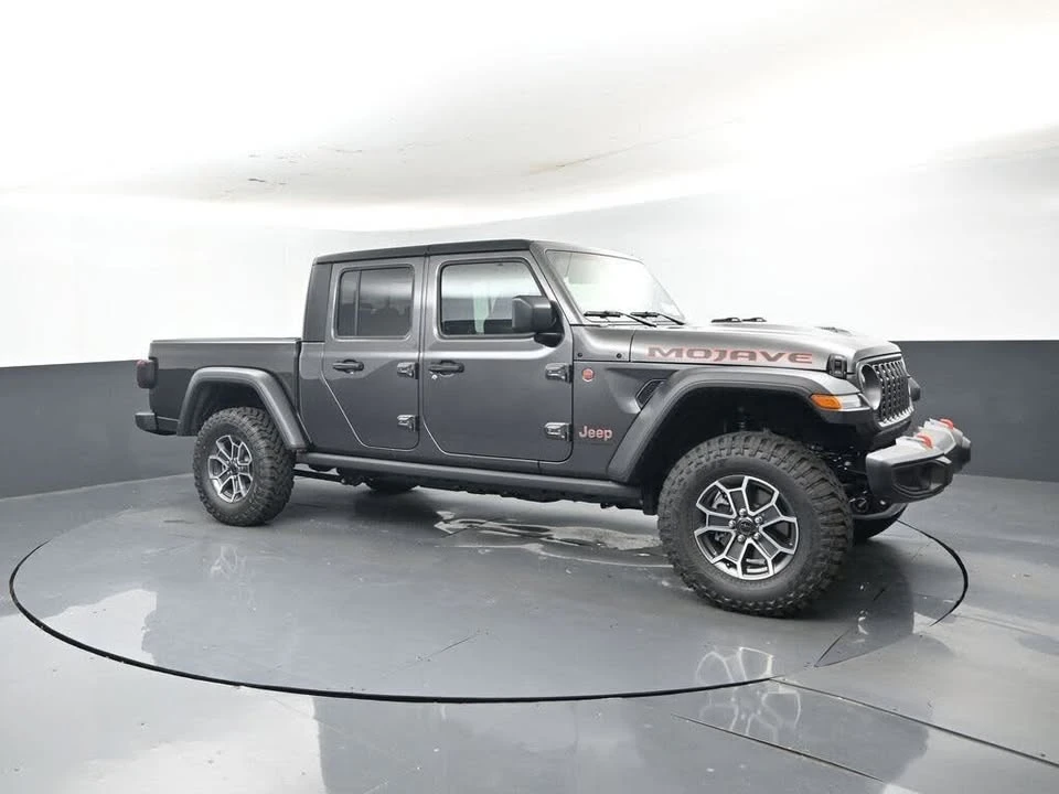 2025 Jeep JT Gladiator - Image 11 of 20