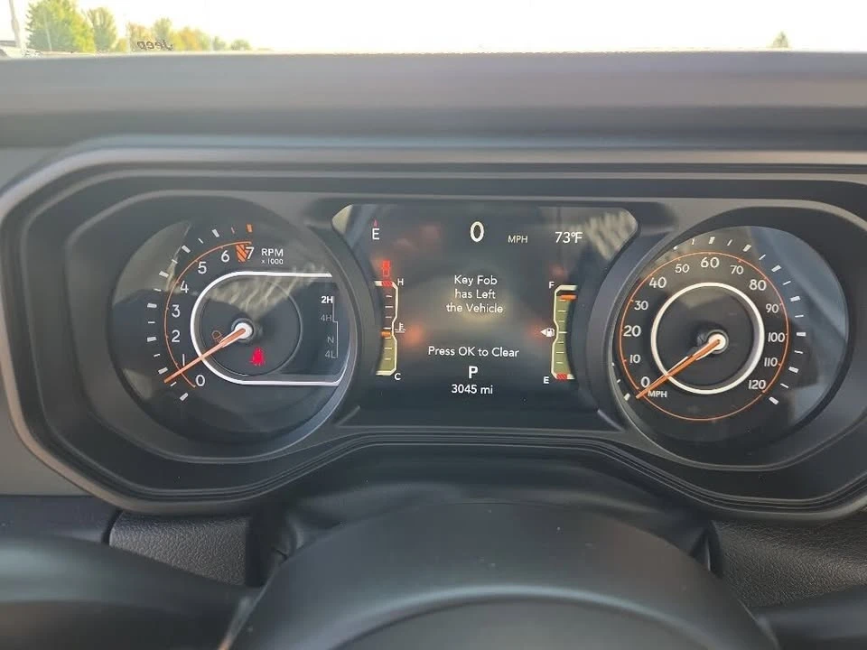 2025 Jeep JT Gladiator - Image 19 of 20