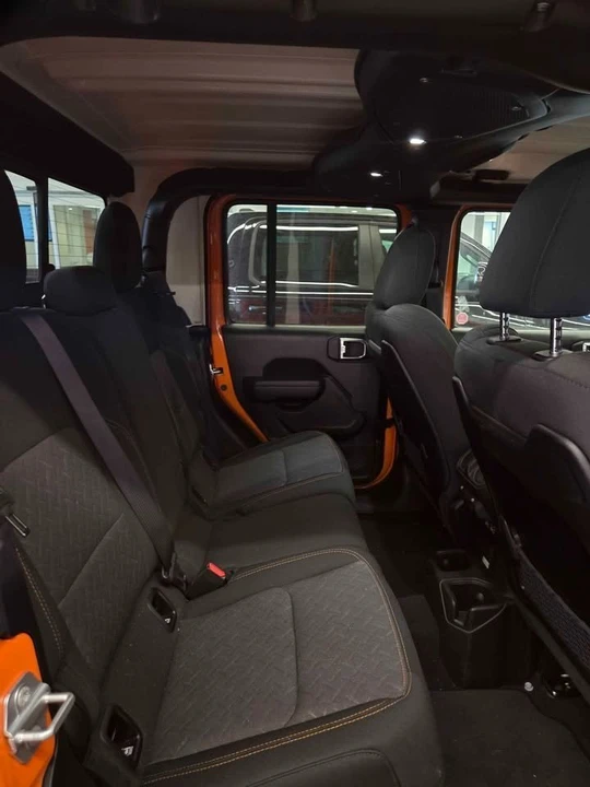 2025 Jeep JT Gladiator - Image 4 of 4