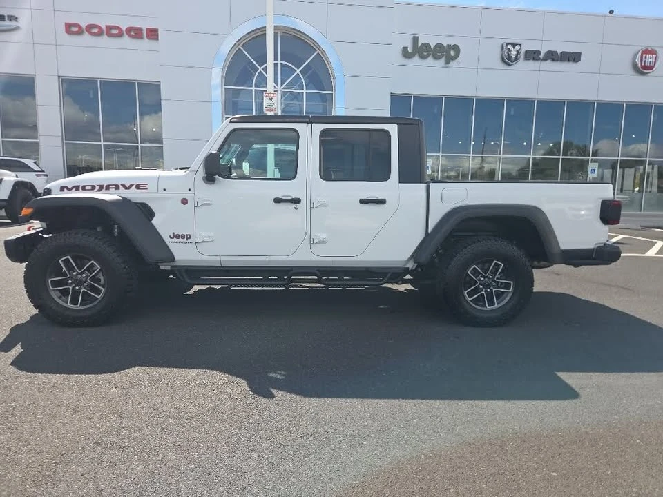 2025 Jeep JT Gladiator - Image 2 of 20