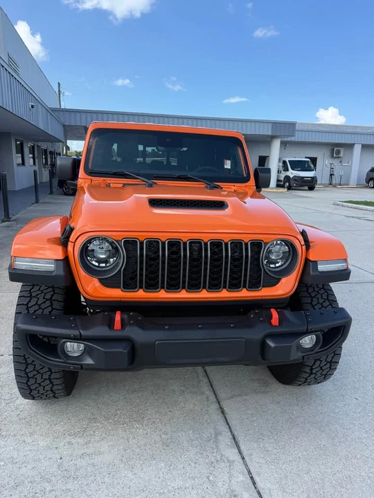 2025 Jeep JT Gladiator - Image 3 of 9