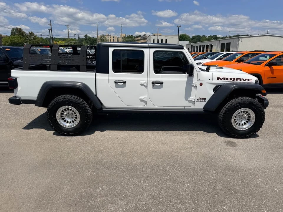 2025 Jeep JT Gladiator - Image 8 of 15