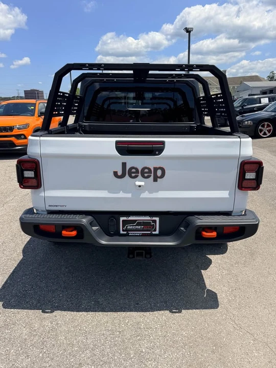 2025 Jeep JT Gladiator - Image 6 of 15