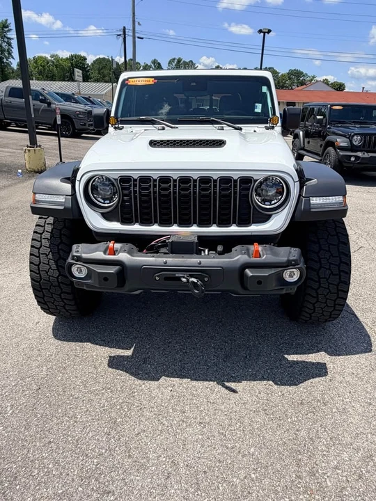 2025 Jeep JT Gladiator - Image 2 of 15