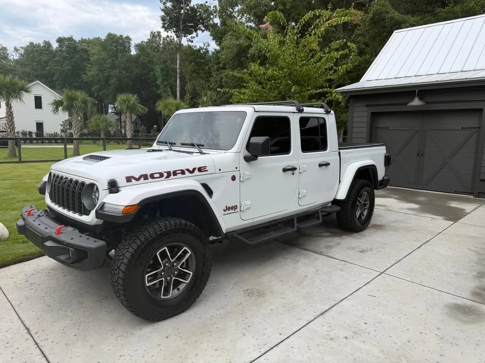 2025 Jeep JT Gladiator - Image 2 of 19