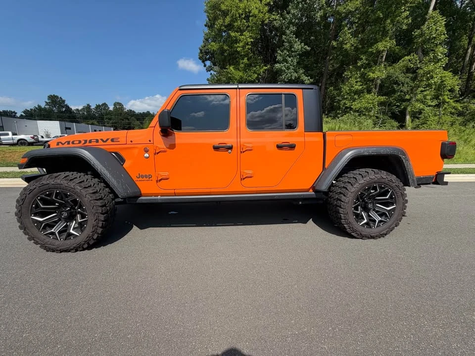 2025 Jeep JT Gladiator - Image 2 of 14