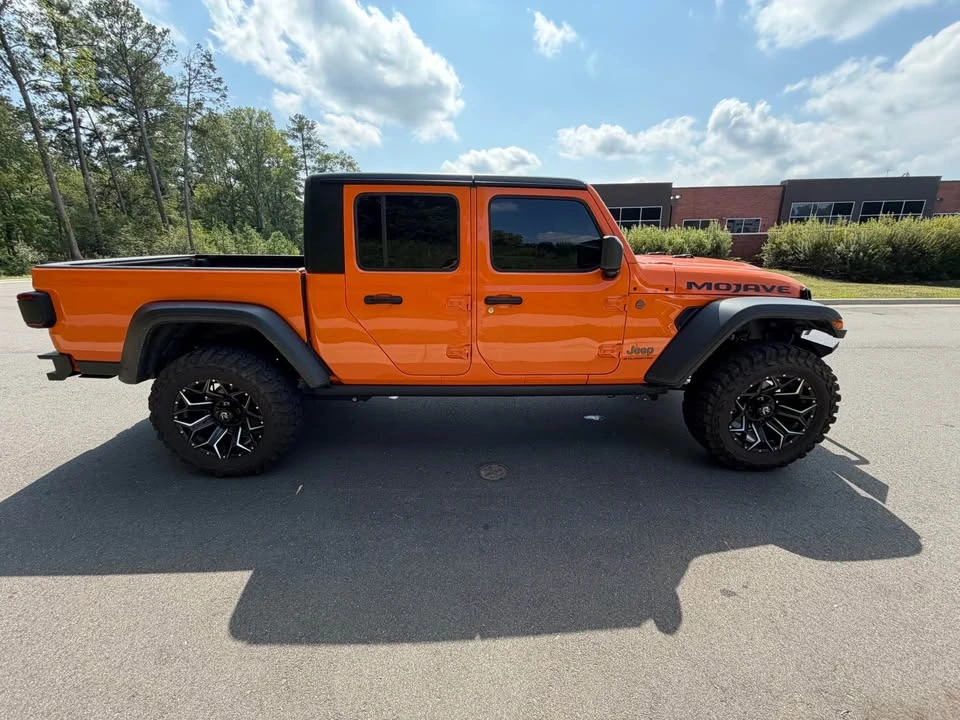 2025 Jeep JT Gladiator - Image 4 of 14