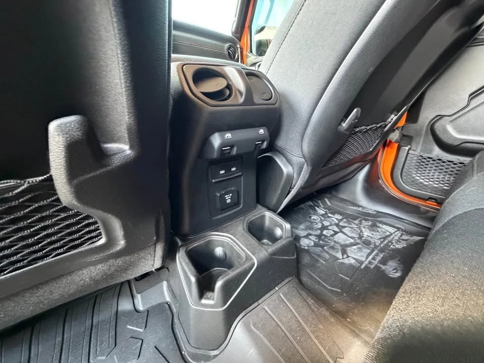 2025 Jeep JT Gladiator - Image 12 of 14