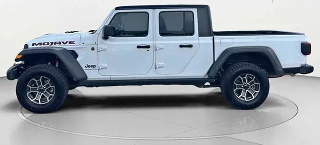 2025 Jeep Gladiator Mojave Pickup 4D 5 ft