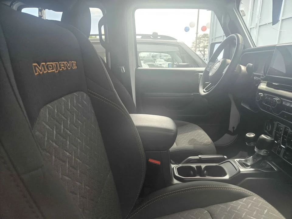 2025 Jeep JT Gladiator - Image 11 of 13