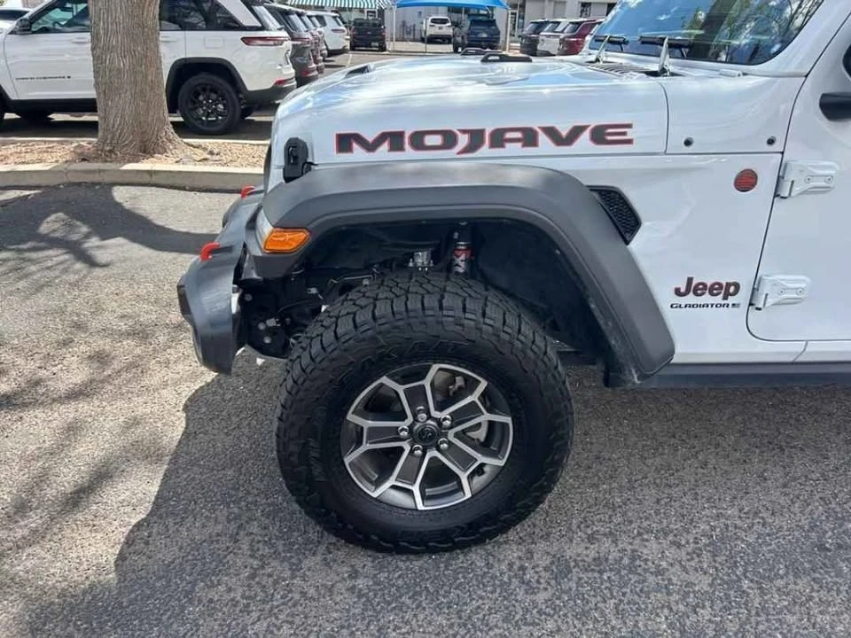 2025 Jeep JT Gladiator - Image 2 of 9