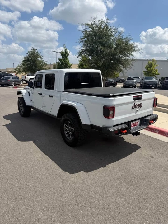 2025 Jeep JT Gladiator - Image 6 of 12