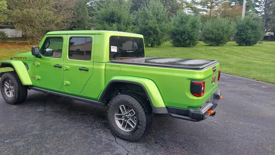 2025 Jeep JT Gladiator - Image 3 of 14