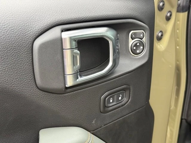 2025 Jeep JT Gladiator - Image 12 of 12