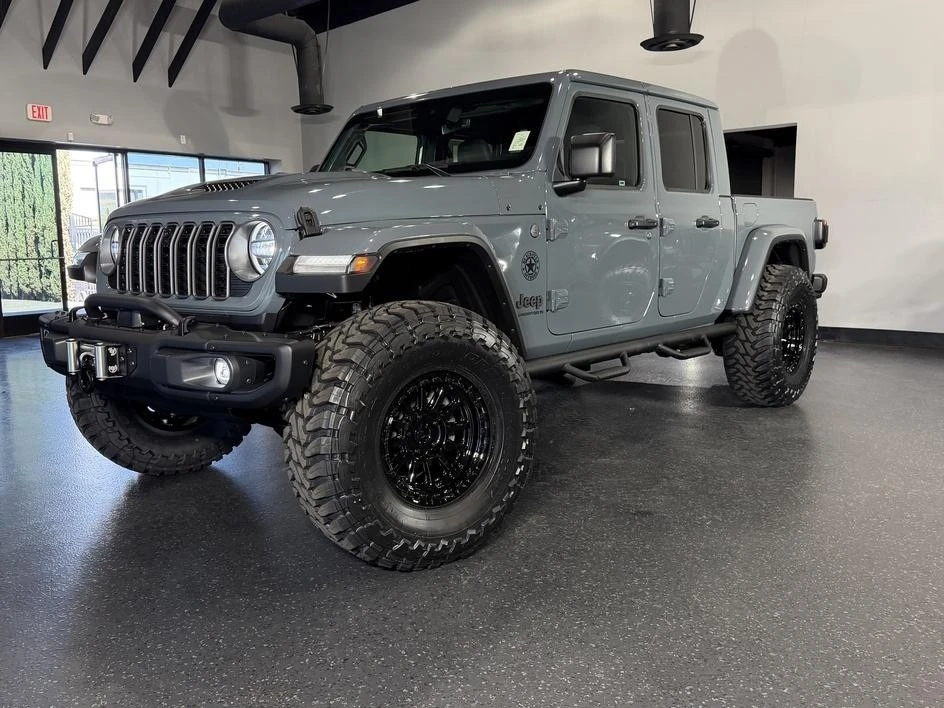 2025 Jeep JT Gladiator - Image 30 of 30
