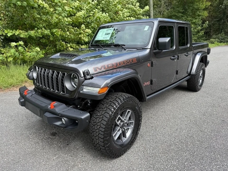 2025 Jeep JT Gladiator - Image 3 of 21