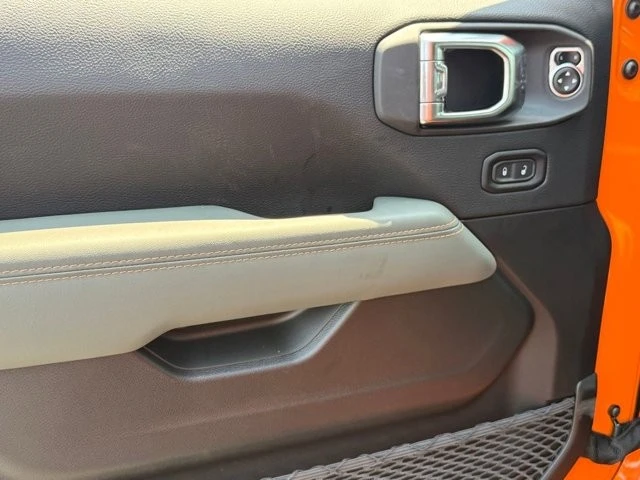 2025 Jeep JT Gladiator - Image 11 of 12