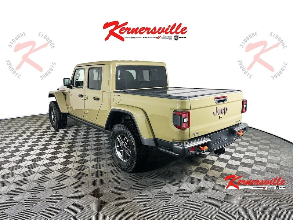 2025 Jeep JT Gladiator - Image 5 of 12