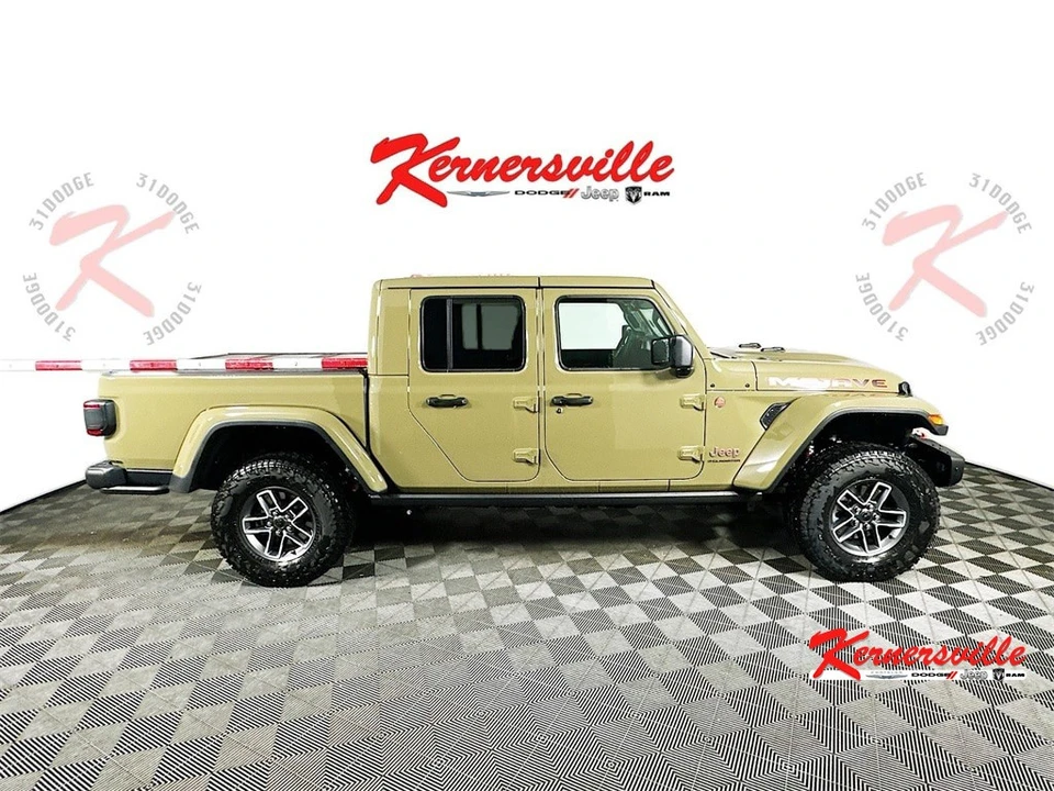 2025 Jeep JT Gladiator - Image 8 of 12