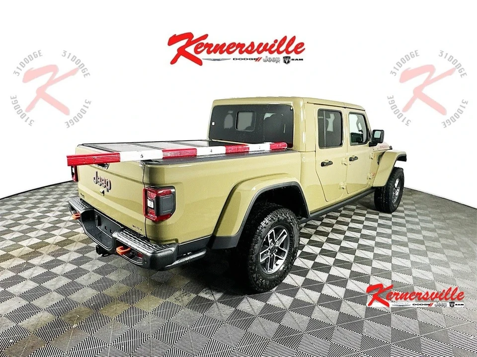 2025 Jeep JT Gladiator - Image 7 of 12