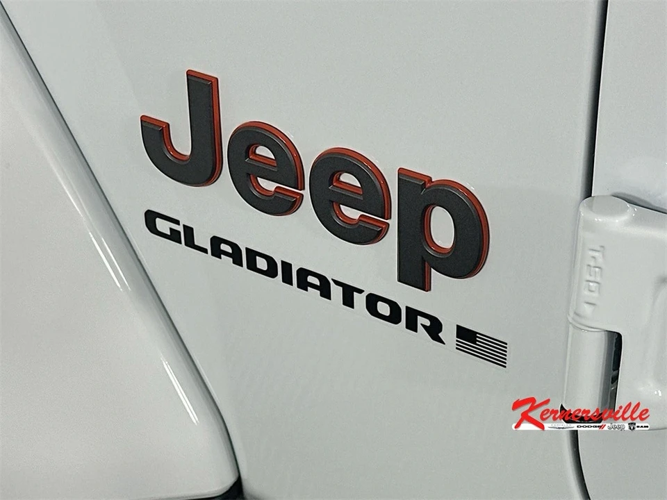 2025 Jeep JT Gladiator - Image 19 of 21