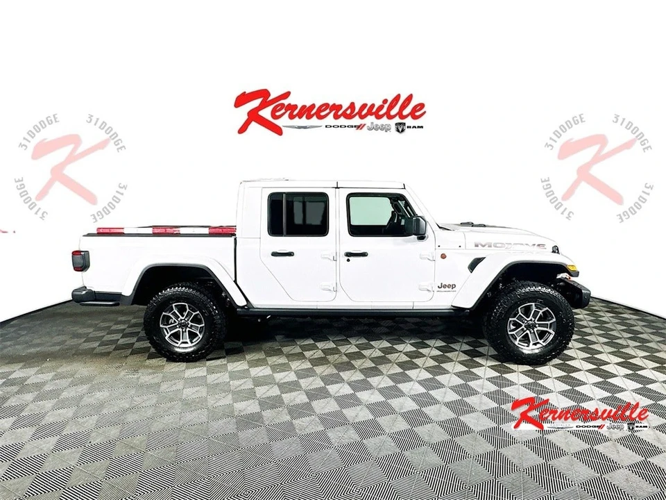 2025 Jeep JT Gladiator - Image 8 of 21