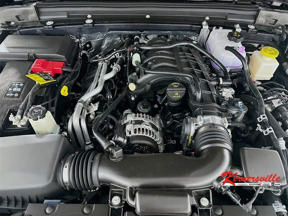2025 Jeep JT Gladiator - Image 18 of 21