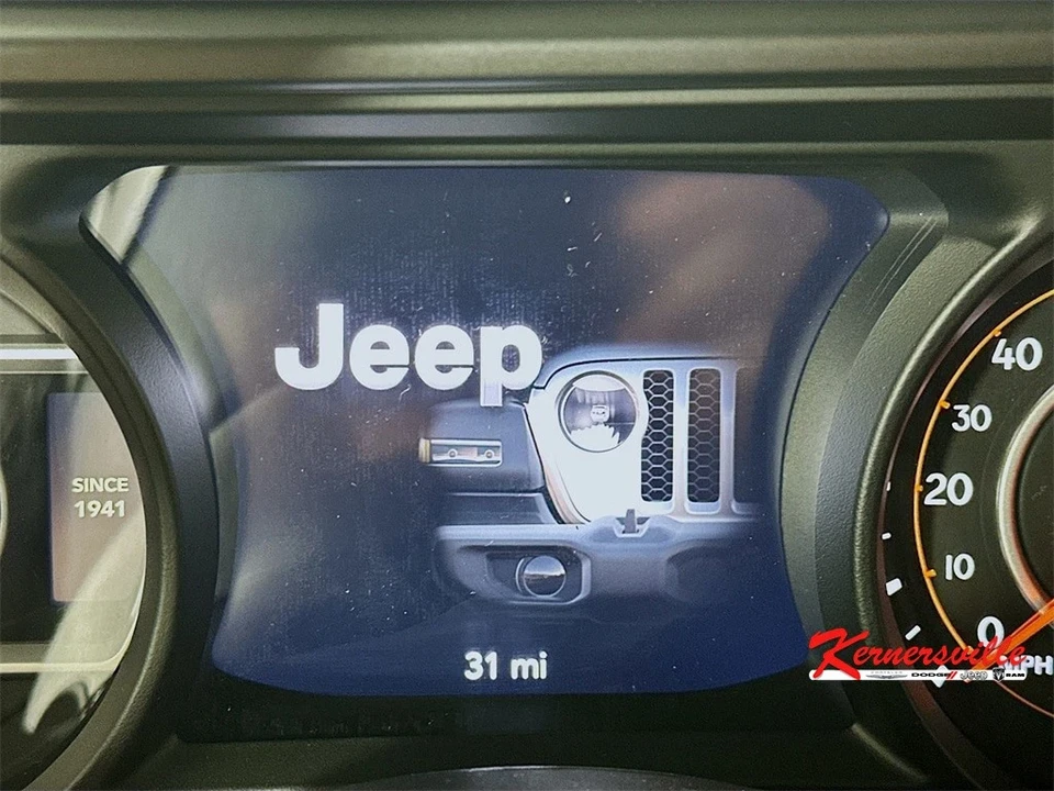 2025 Jeep JT Gladiator - Image 11 of 21