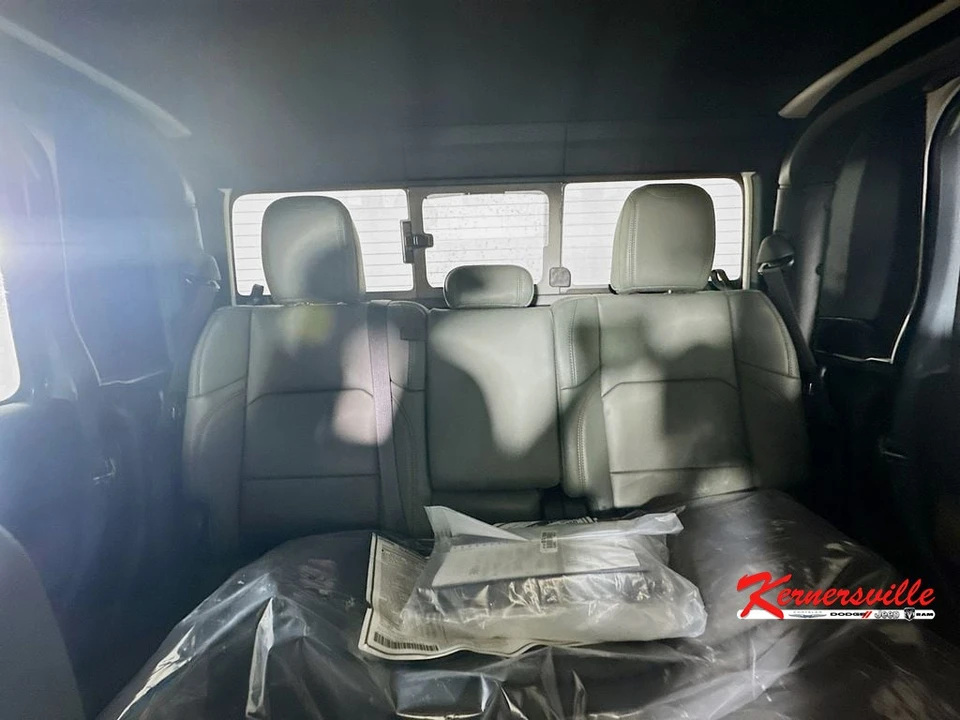 2025 Jeep JT Gladiator - Image 10 of 12