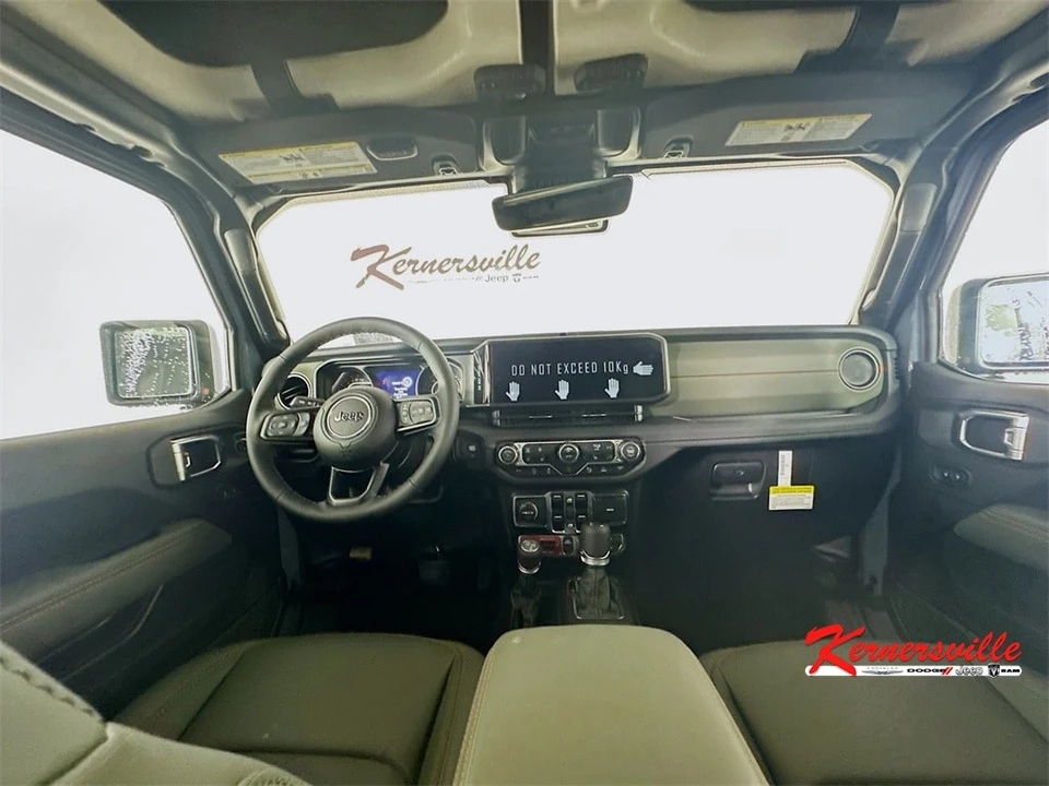 2025 Jeep JT Gladiator - Image 9 of 21