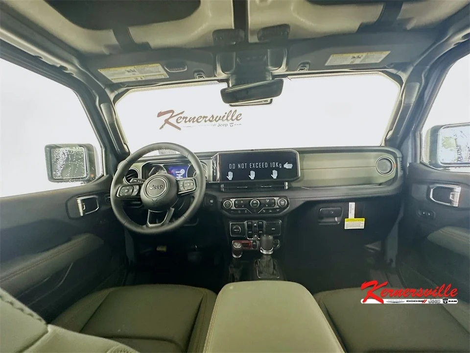 2025 Jeep JT Gladiator - Image 9 of 12