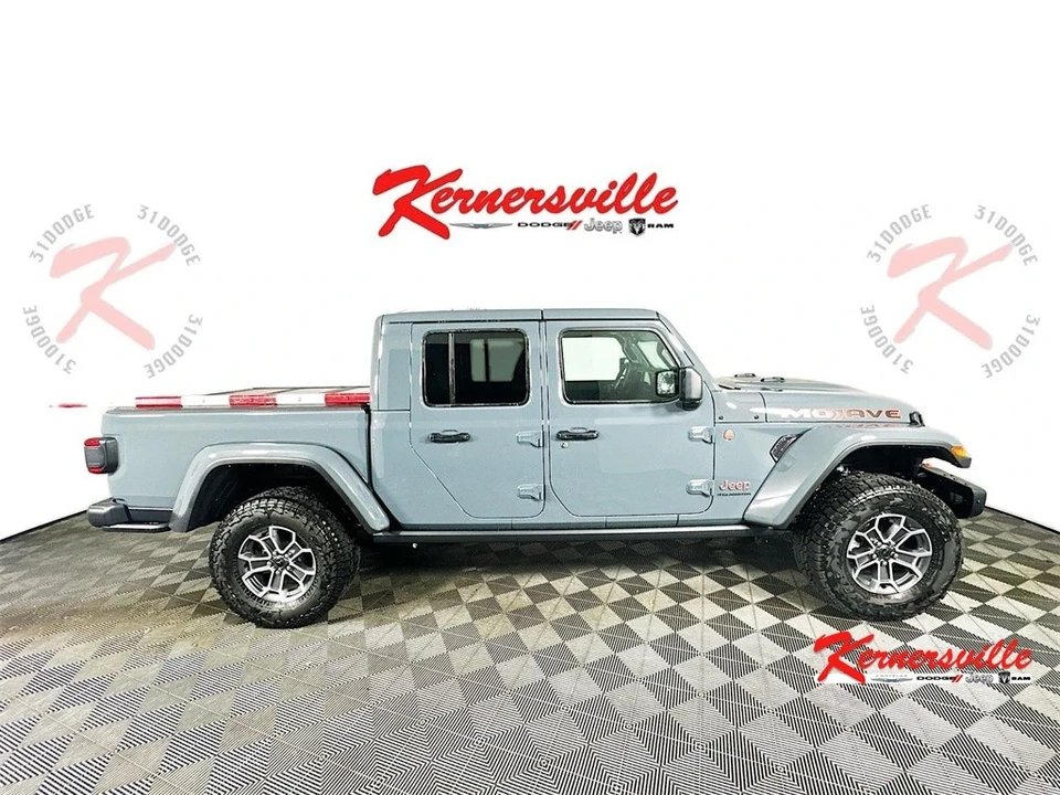 2025 Jeep JT Gladiator - Image 8 of 12