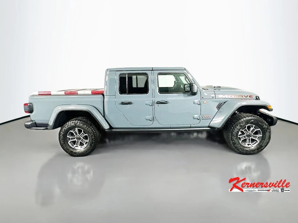 2025 Jeep JT Gladiator - Image 8 of 12