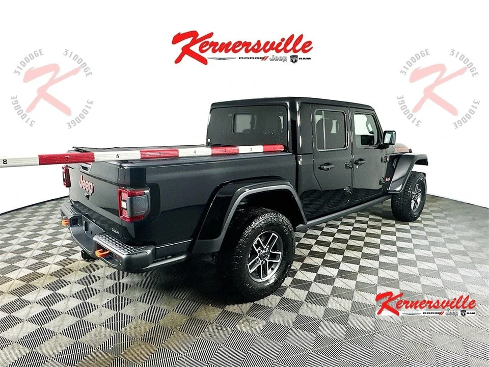 2025 Jeep JT Gladiator - Image 7 of 21