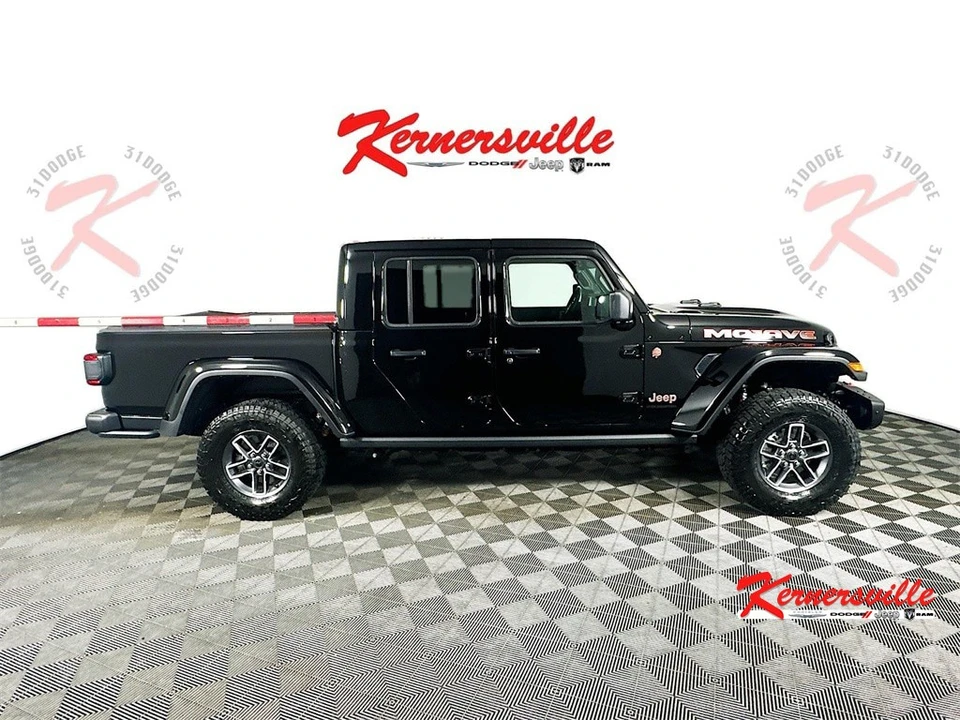 2025 Jeep JT Gladiator - Image 8 of 12