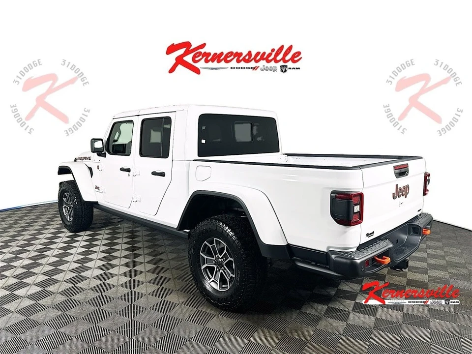 2025 Jeep JT Gladiator - Image 5 of 12