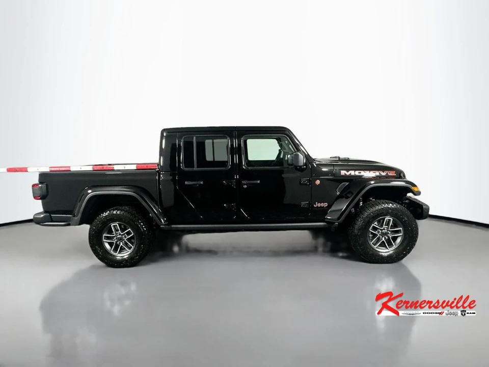 2025 Jeep JT Gladiator - Image 8 of 12