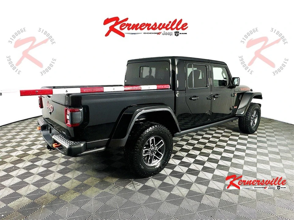 2025 Jeep JT Gladiator - Image 7 of 21
