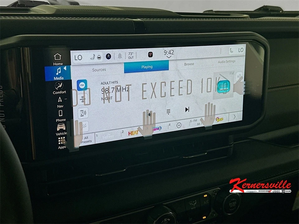 2025 Jeep JT Gladiator - Image 13 of 21
