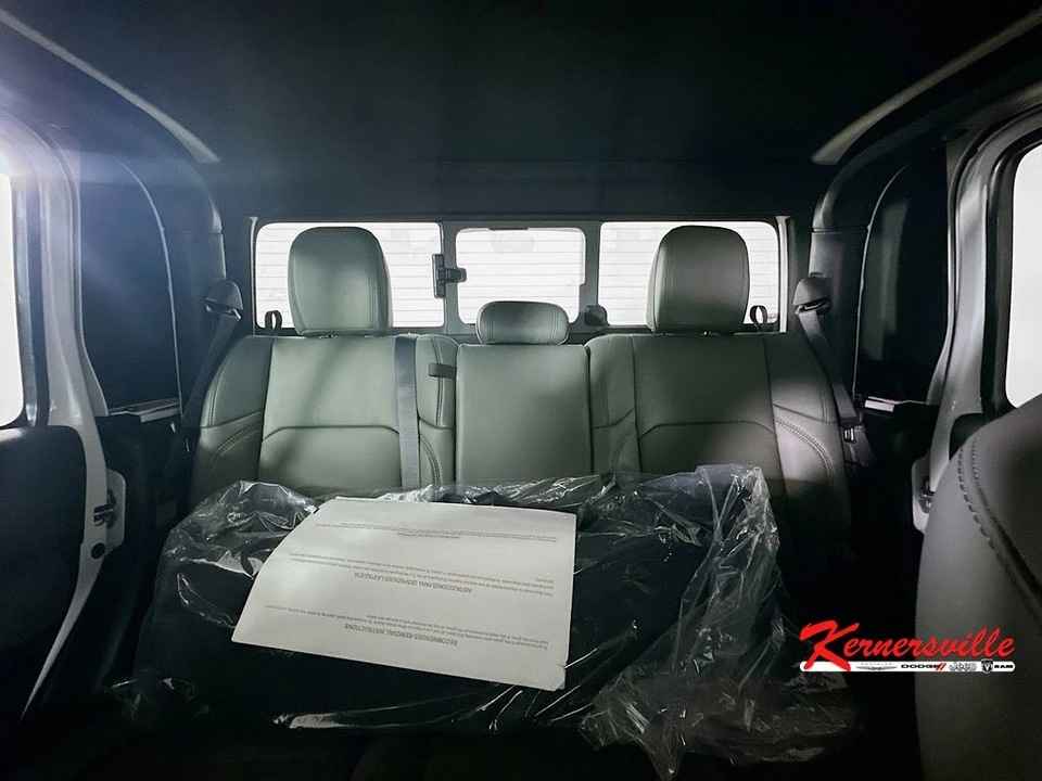 2025 Jeep JT Gladiator - Image 10 of 12