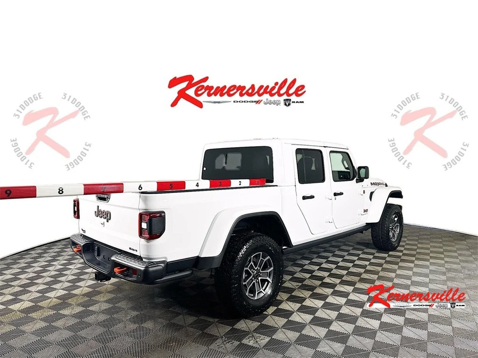2025 Jeep JT Gladiator - Image 7 of 21