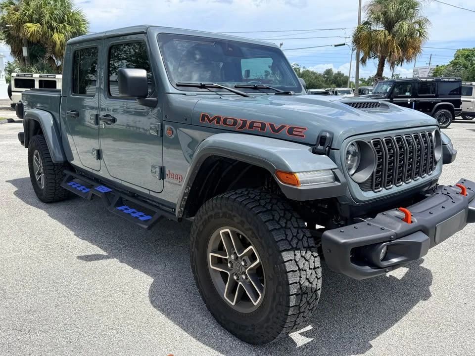 2025 Jeep JT Gladiator - Image 2 of 18