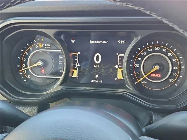 2025 Jeep JT Gladiator - Image 15 of 19