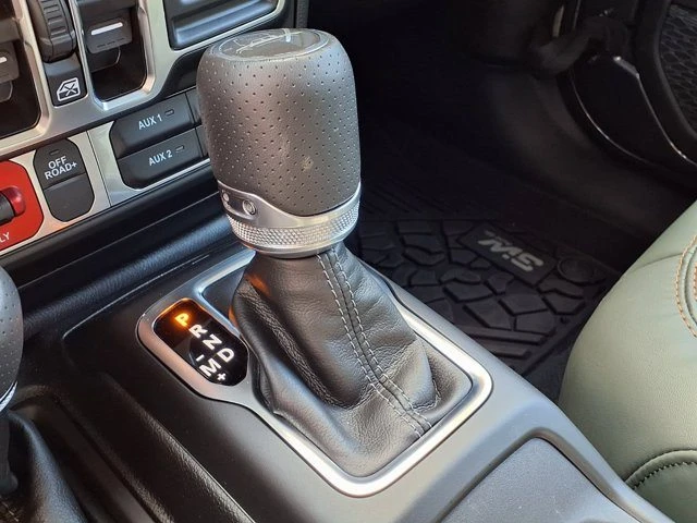 2025 Jeep JT Gladiator - Image 18 of 20