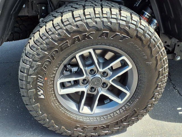 2025 Jeep JT Gladiator - Image 7 of 20