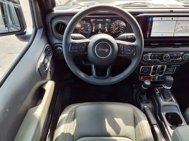 2025 Jeep JT Gladiator - Image 12 of 20