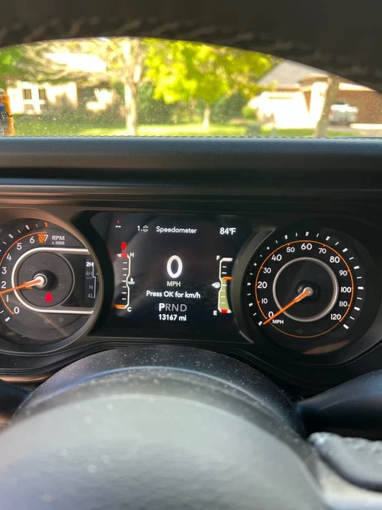 2025 Jeep JT Gladiator - Image 6 of 21