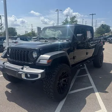2025 Jeep Gladiator